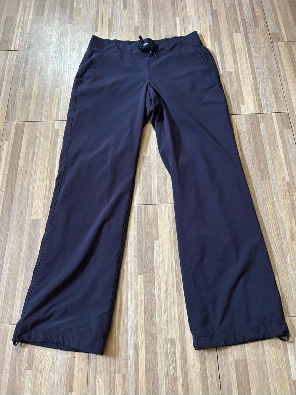 Athleta Navy Pull On Performance Drawstring Pants Sz 10 Lined Straight or Jogger